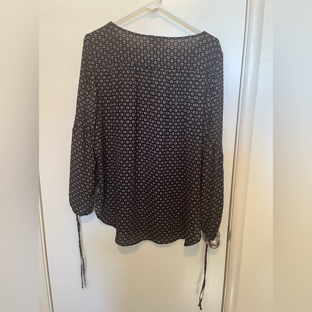 NWT LOFT patterned blouse - Picture 2 of 4